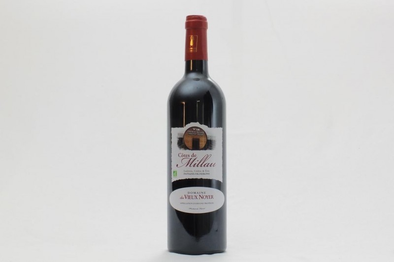 Rouge AOP Tradition 2018 Bio